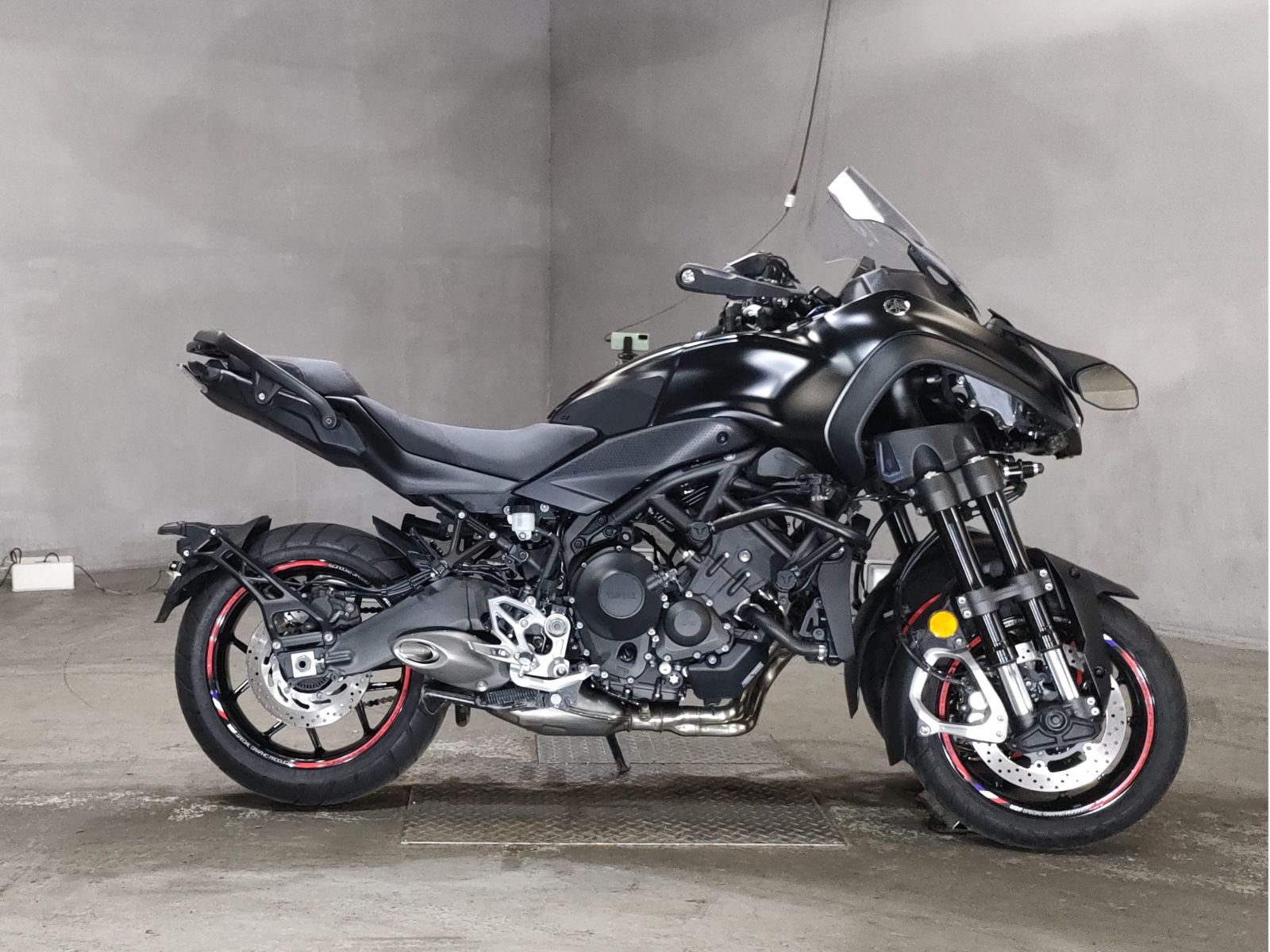 Yamaha NIKEN 2020