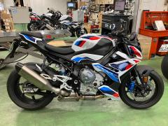 BMW M1000R 2024