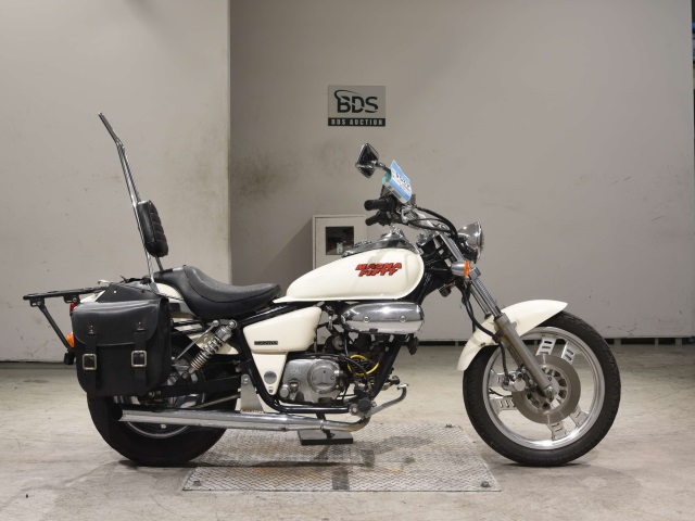 Honda MAGNA50 2004