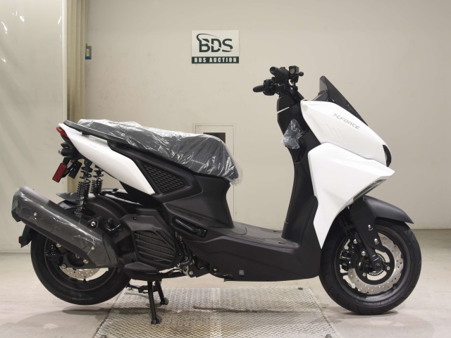 Yamaha X FORCE 2022