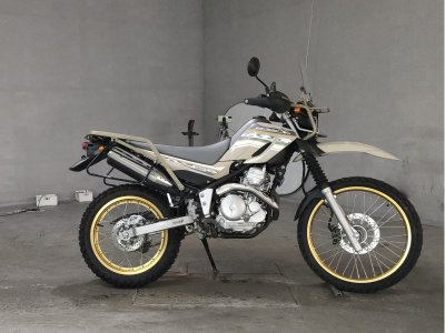 Yamaha SEROW XT250 2016
