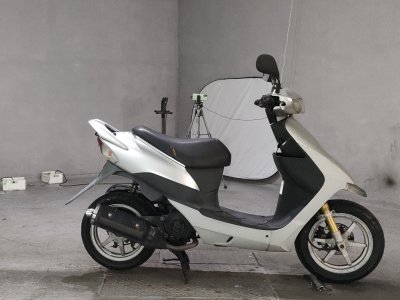 Suzuki SEPIA ZZ