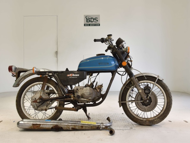 Suzuki GT250