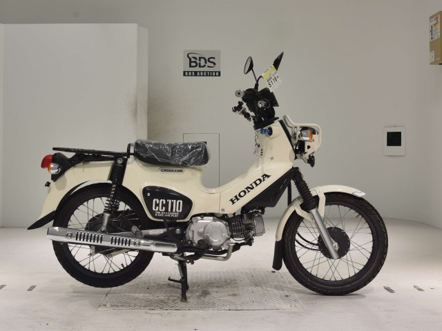 Honda CC110 CROSSCUB 2021