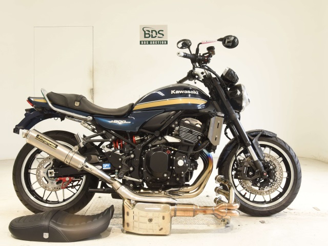 Kawasaki Z900RS 2023