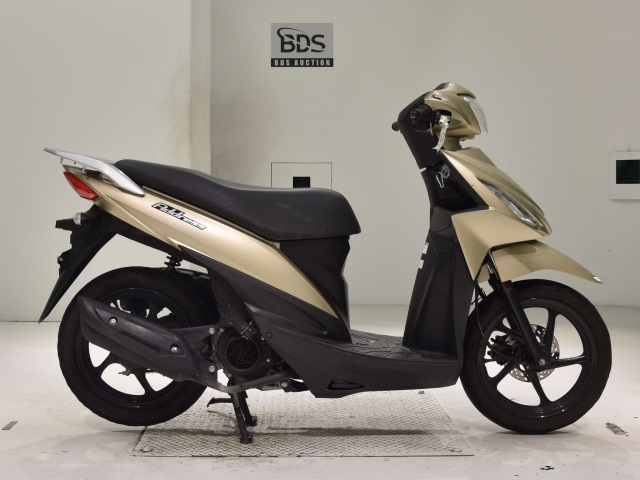 Suzuki ADDRESS V110