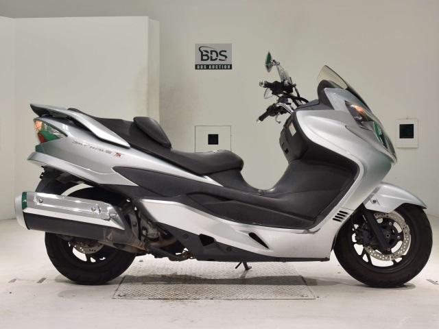 Suzuki SKYWAVE 250S