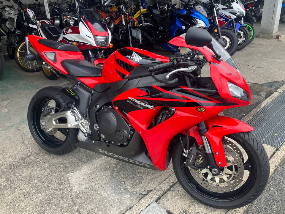 Honda CBR1000RR 2006