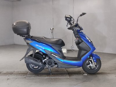 Suzuki SWISH