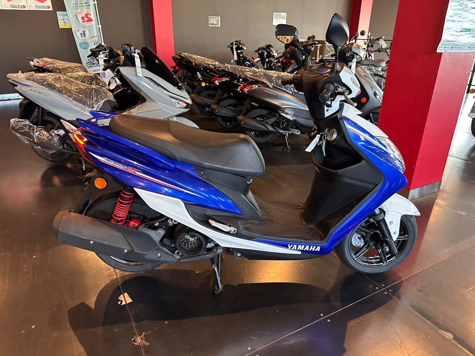 Yamaha ｼｸﾞﾅｽX SR 2016