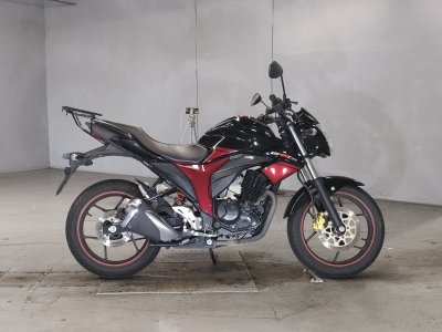Suzuki GIXXER150