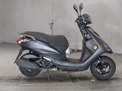 Yamaha AXIS Z