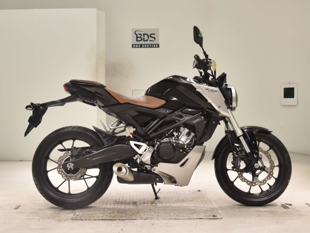 Honda CB125R 2018