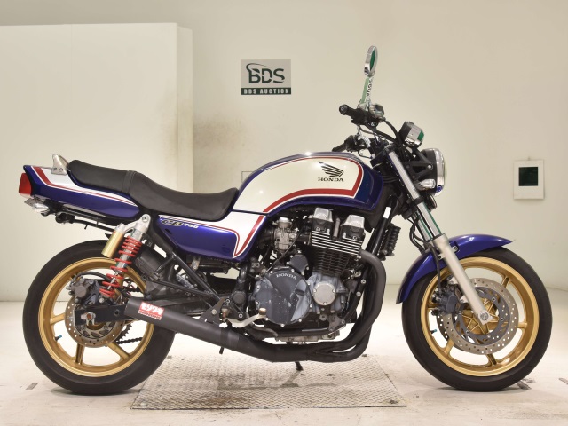 Honda CB750SF 2009