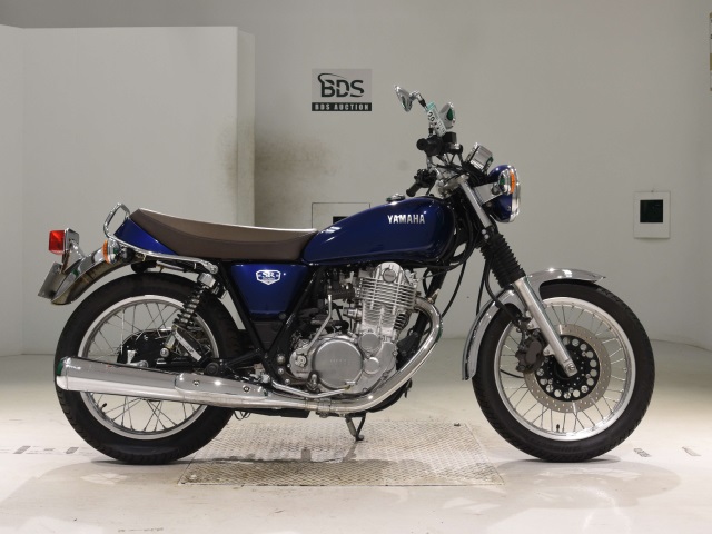 Yamaha SR400 2021
