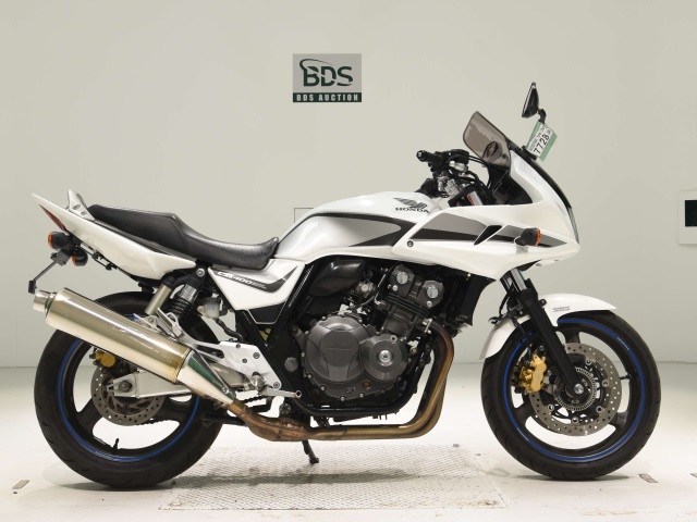 Honda CB400SFVA BOLDOR 2011