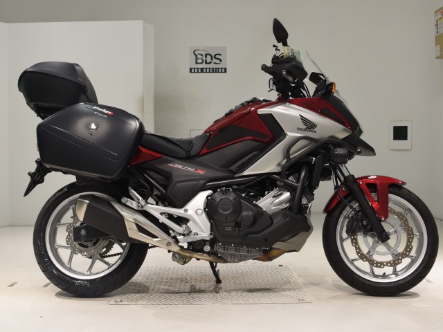 Honda NC750X 2018