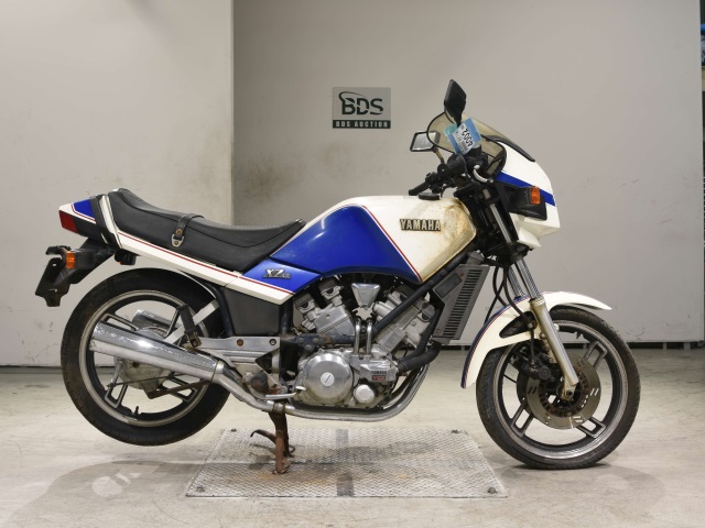 Yamaha XZ400D