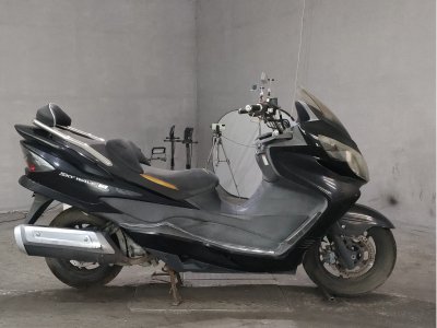 Suzuki SKYWAVE 250S