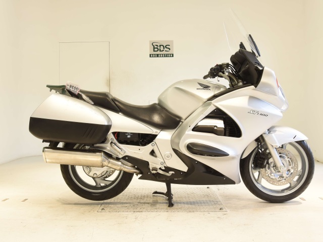 Honda ST1300 PAN EUROPEAN 2006