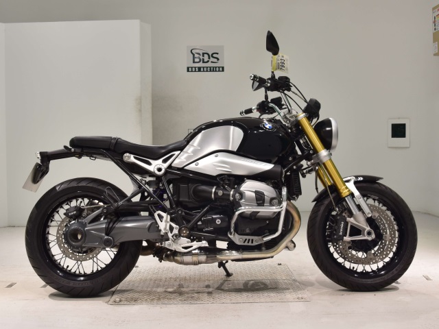 BMW R NINE T 2014