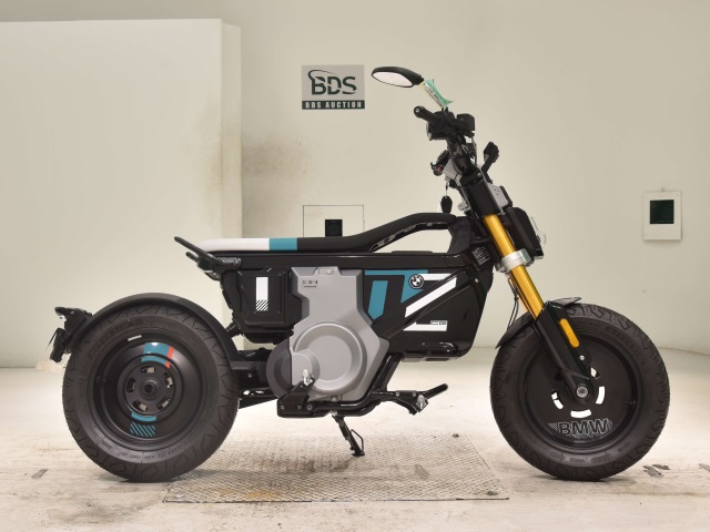 BMW ce02 2025
