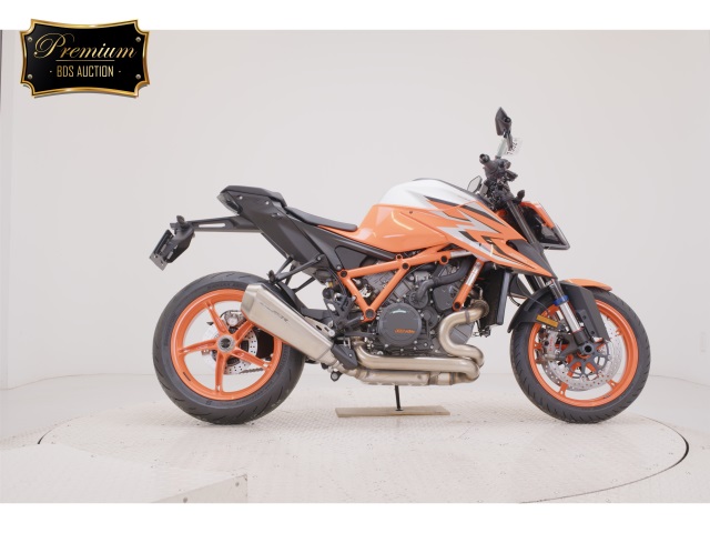 KTM 1290 SUPERDUKE R 2023