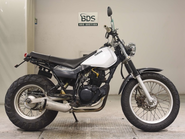 Yamaha TW200 2001