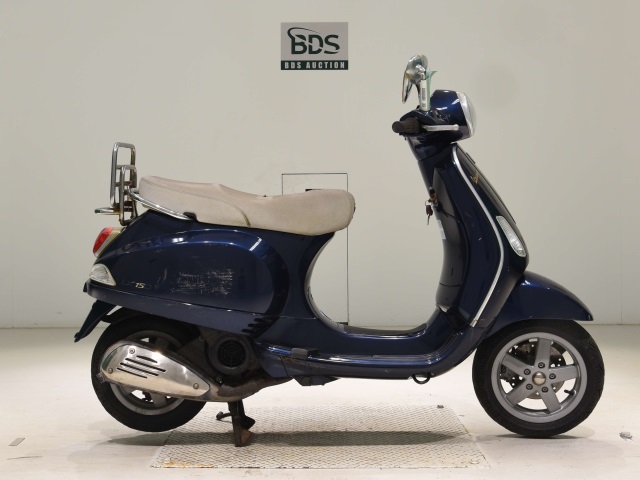 Vespa LX150