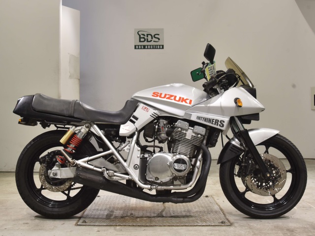 Suzuki GSX400S KATANA 1993