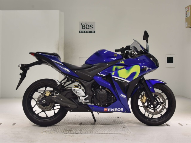Yamaha YZF-R25 2017