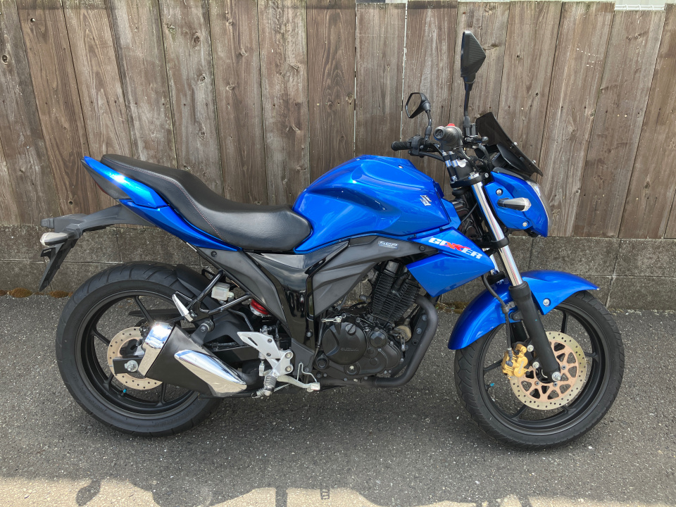 Suzuki GIXXER150