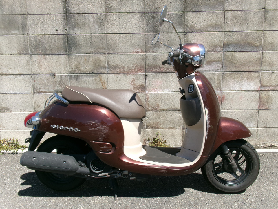 Honda GIORNO 2011