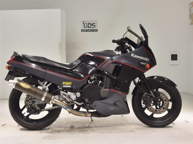 Kawasaki GPX750R 1986