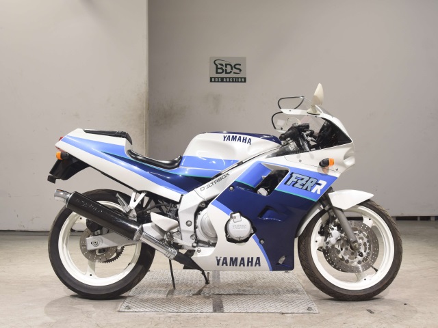 Yamaha FZR250 1989