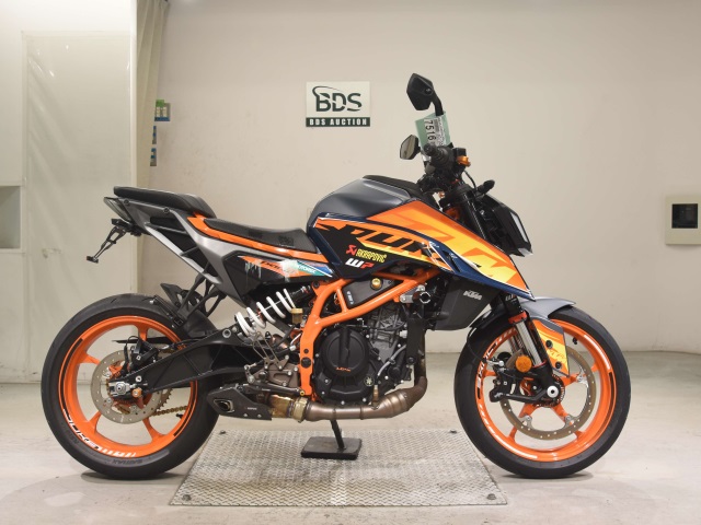 KTM 390 DUKE 2024