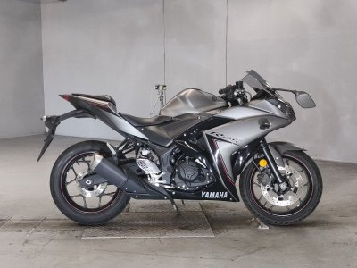 Yamaha YZF-R25 2016