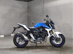 Suzuki GSR750 2016