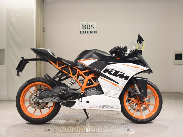 KTM RC 390 2016