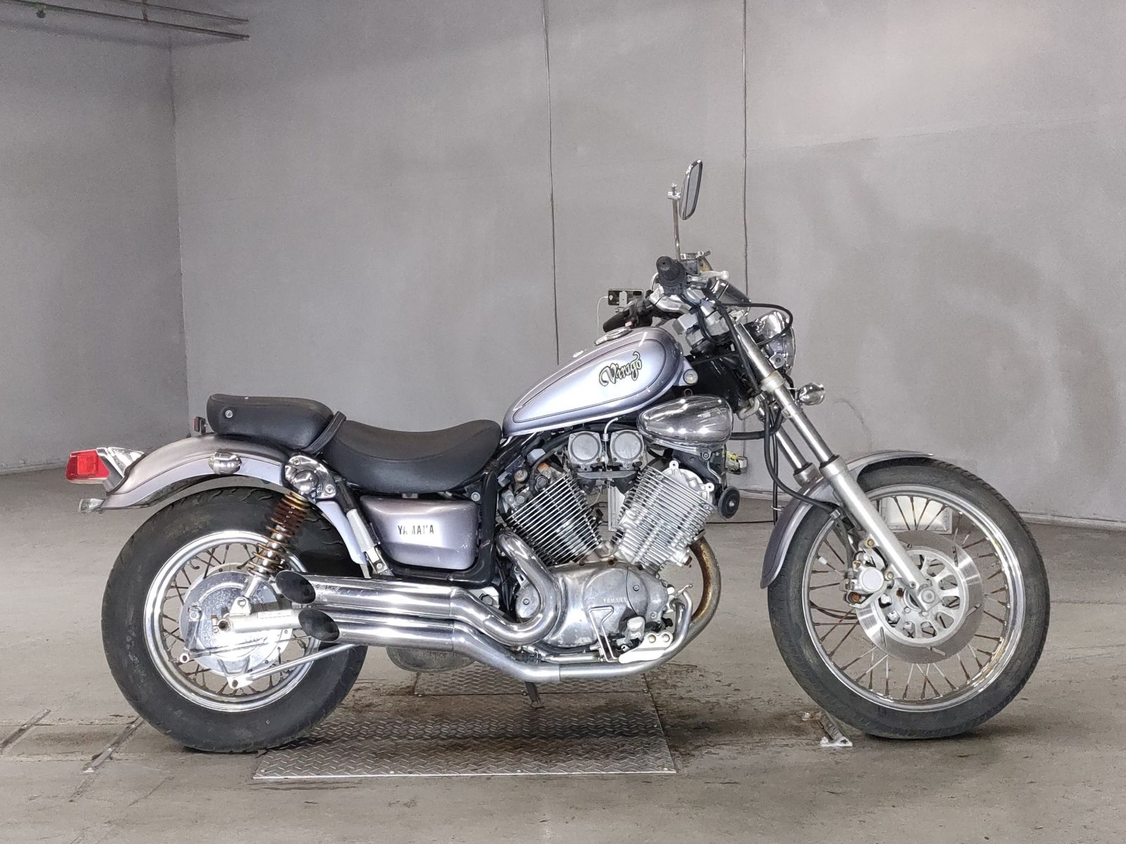 Yamaha VIRAGO XV400 1991