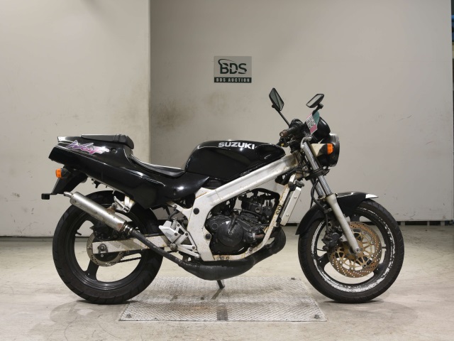 Suzuki WOLF125