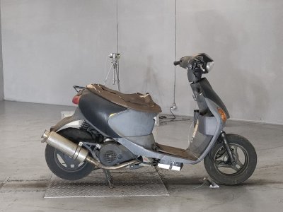 Suzuki LETS4