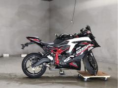 Kawasaki NINJA ZX-25R KRT 2021