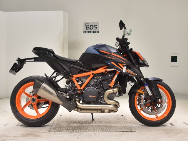 KTM 1290 SUPERDUKE R 2025