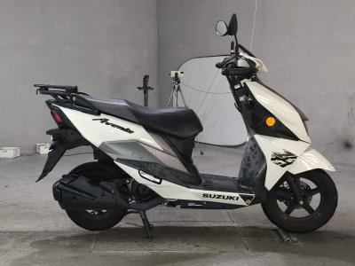 Suzuki AVENIS125