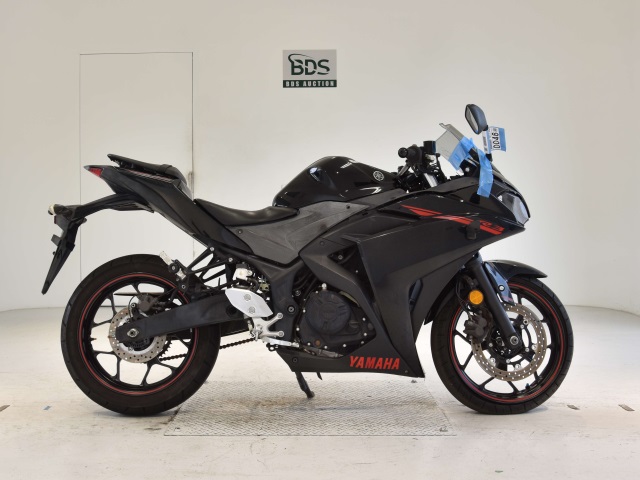 Yamaha YZF-R3 2015