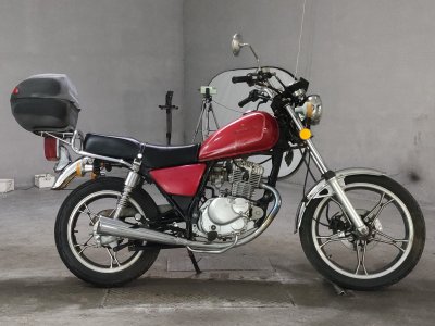 Suzuki GN125