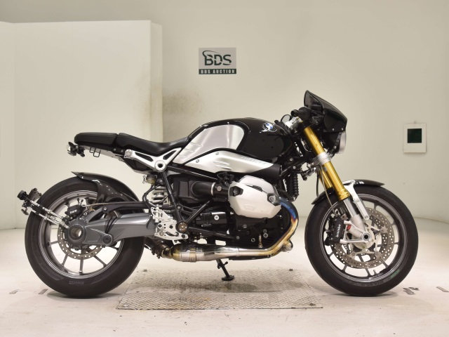 BMW R NINE T 2014