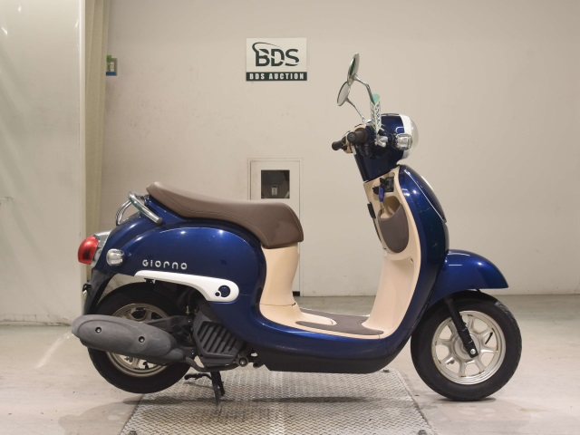 Honda GIORNO 2016