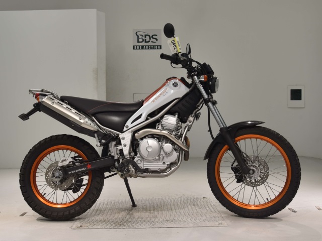 Yamaha TRICKER 2014